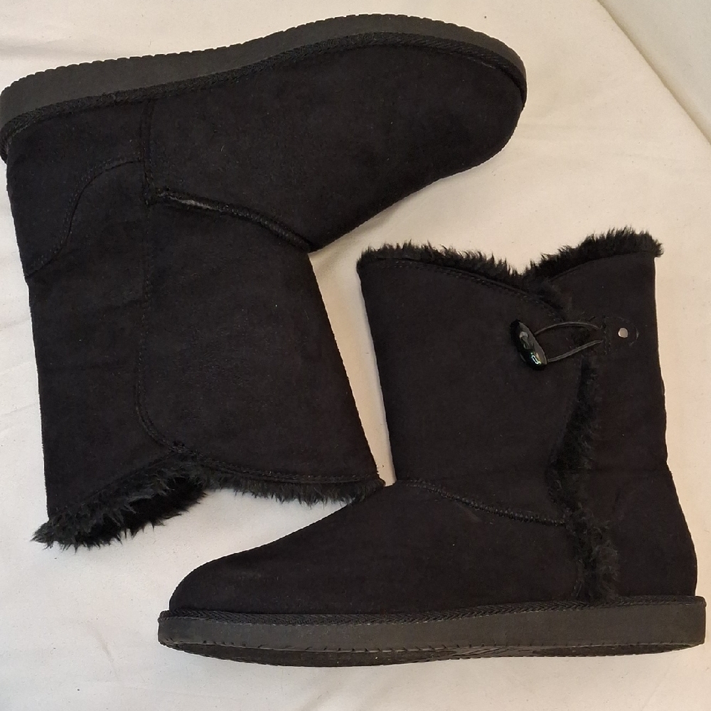 Airwalk Women’s Black Synthetic Suede W/Faux-Fur Lining Winter Pull-On Boots